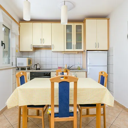 Διαμέρισμα By The Sea Razanj, Rogoznica - 23793